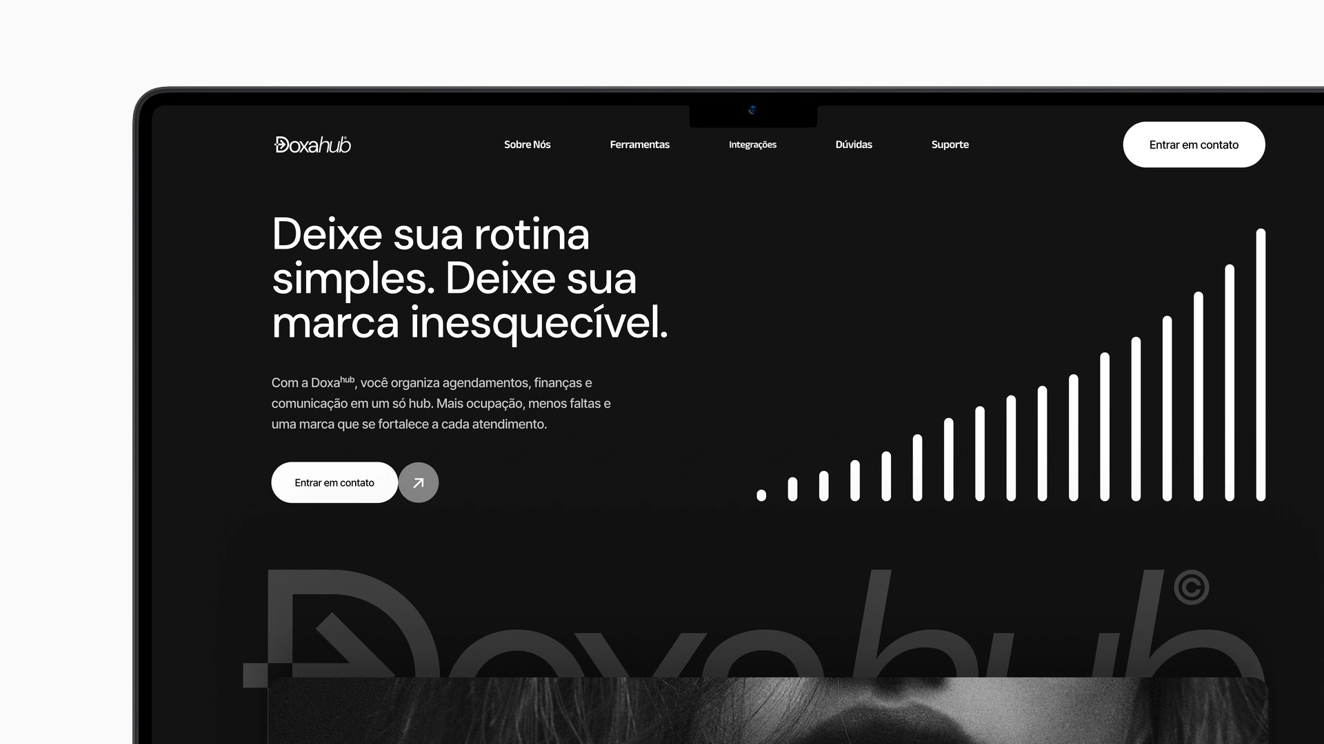 DoxaHub website open on a laptop